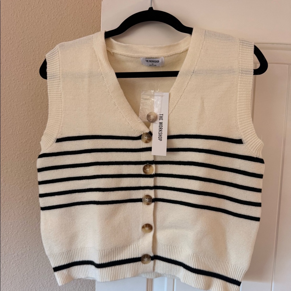 NWT - Sweater V-Neck Vest